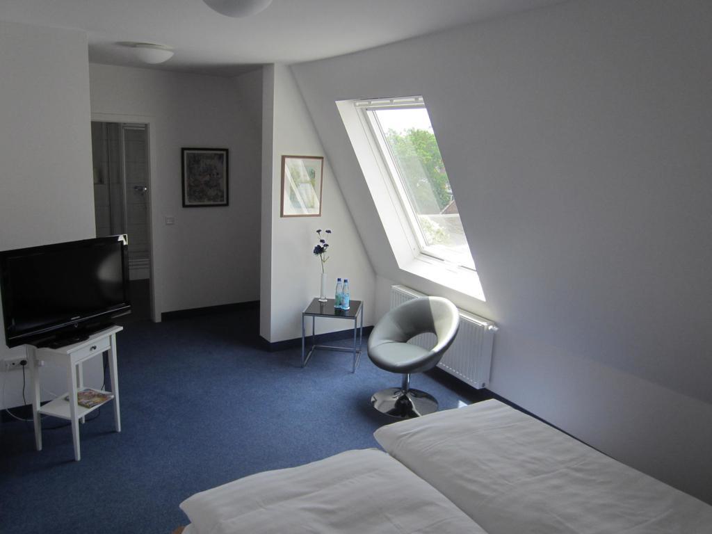 Hotel Haus Thoeren Kerken Exterior photo